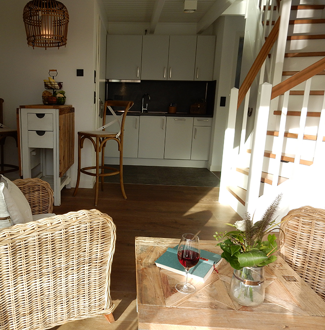 Maisonette-Appartement<br>mit Balkon & Parkblick | Hotel Leegerpark Greetsiel