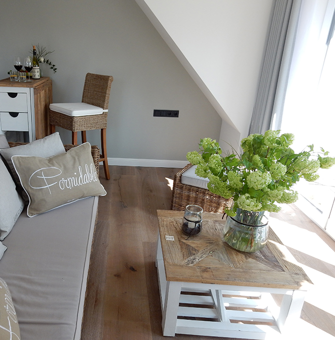 Maisonette-Appartement<br>mit Balkon & Parkblick | Hotel Leegerpark Greetsiel